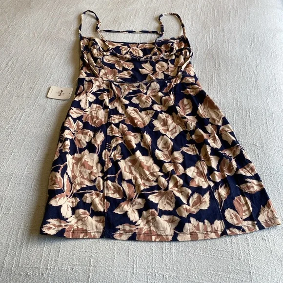 🌼 NWT Free People Floral Strappy back open back mini dress very flattering - Picture 14 of 17